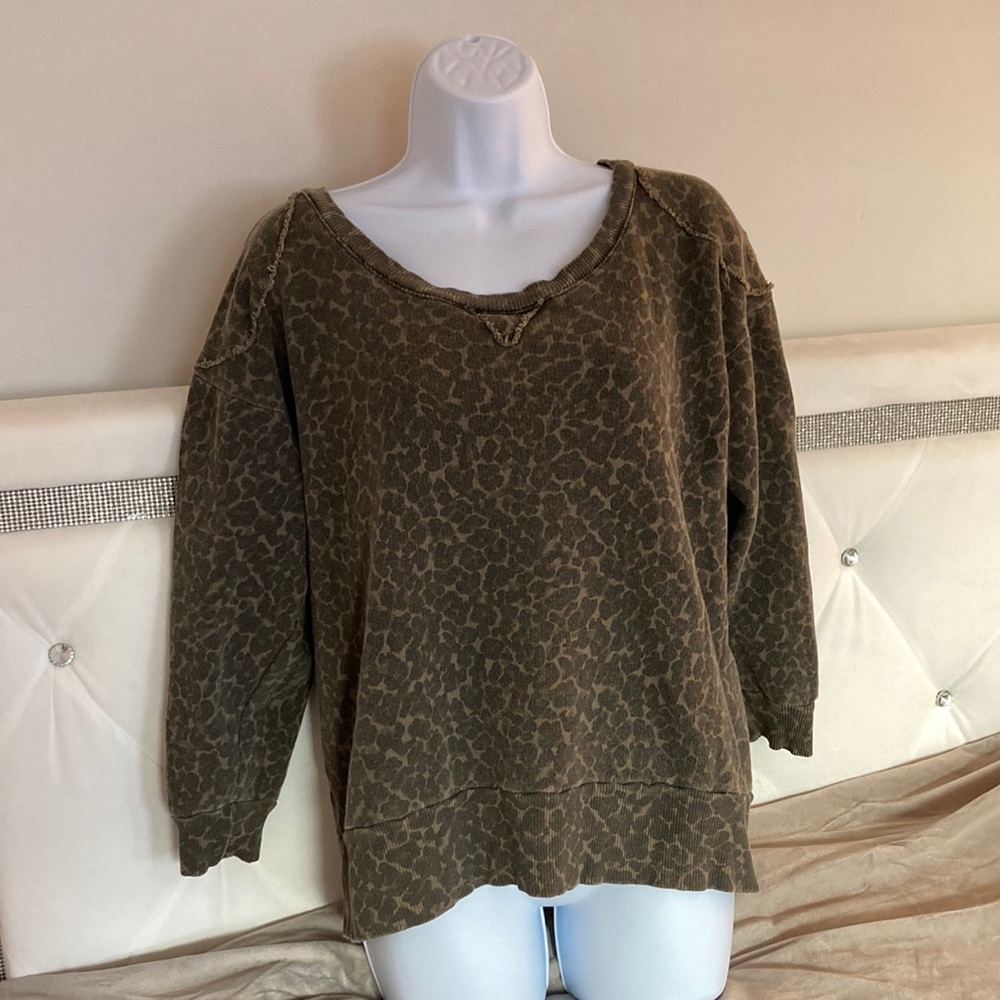 Zara Cheetah Print Sweater Medium FREE SHIPPING